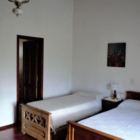 Casa De Huespedes - B&B บียายาร์ดีโน ภายนอก รูปภาพ