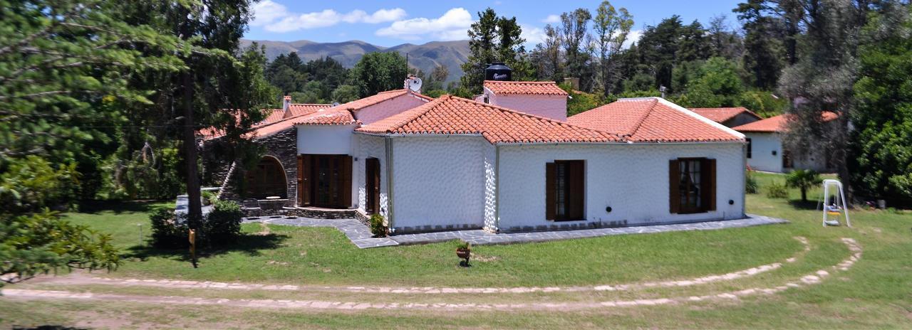 Casa De Huespedes - B&B บียายาร์ดีโน ภายนอก รูปภาพ