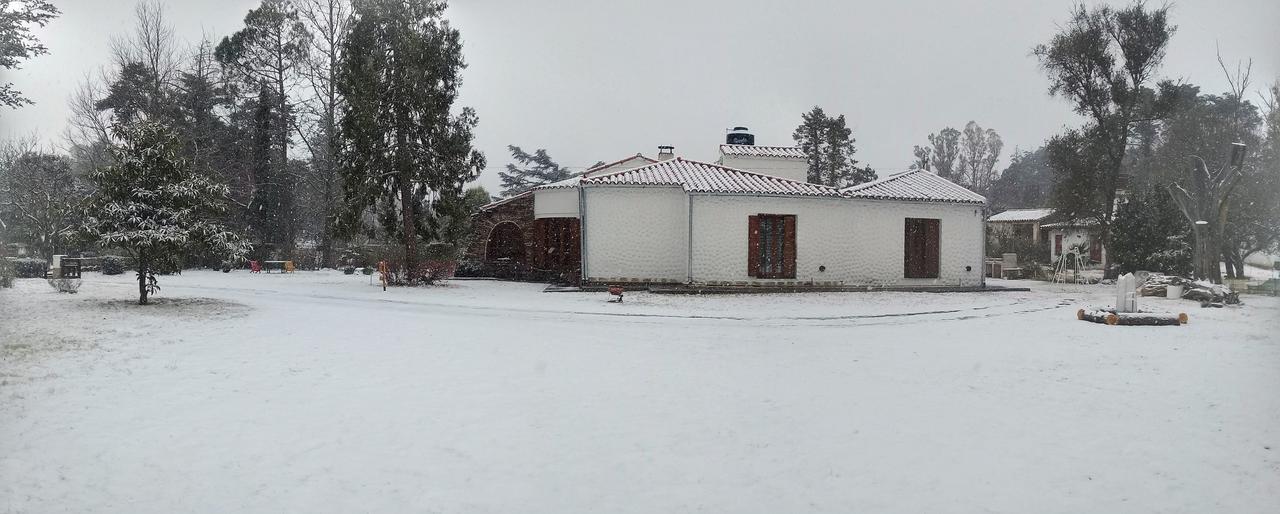 Casa De Huespedes - B&B บียายาร์ดีโน ภายนอก รูปภาพ