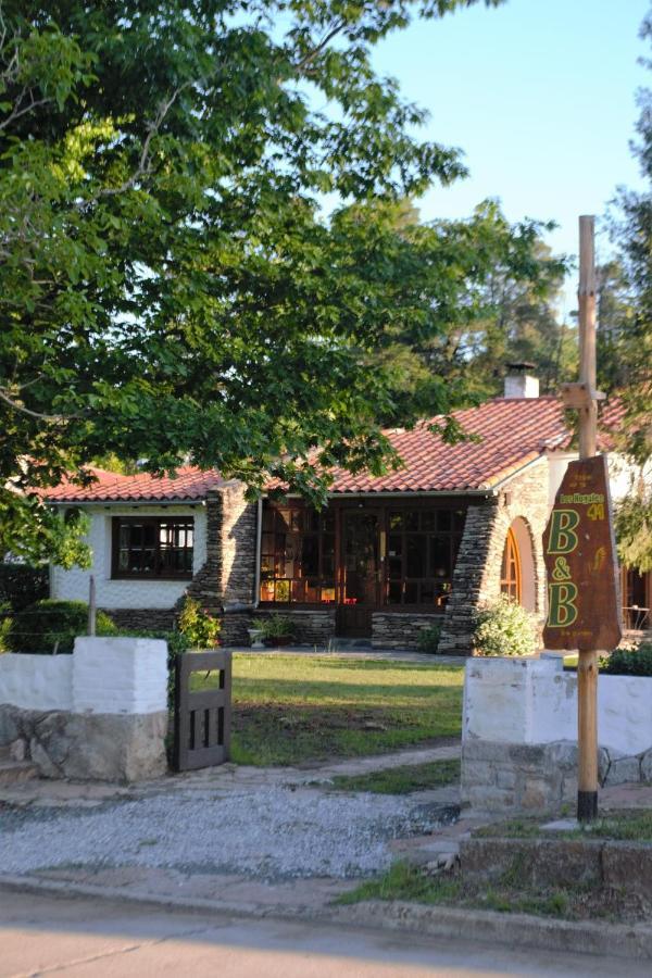 Casa De Huespedes - B&B บียายาร์ดีโน ภายนอก รูปภาพ