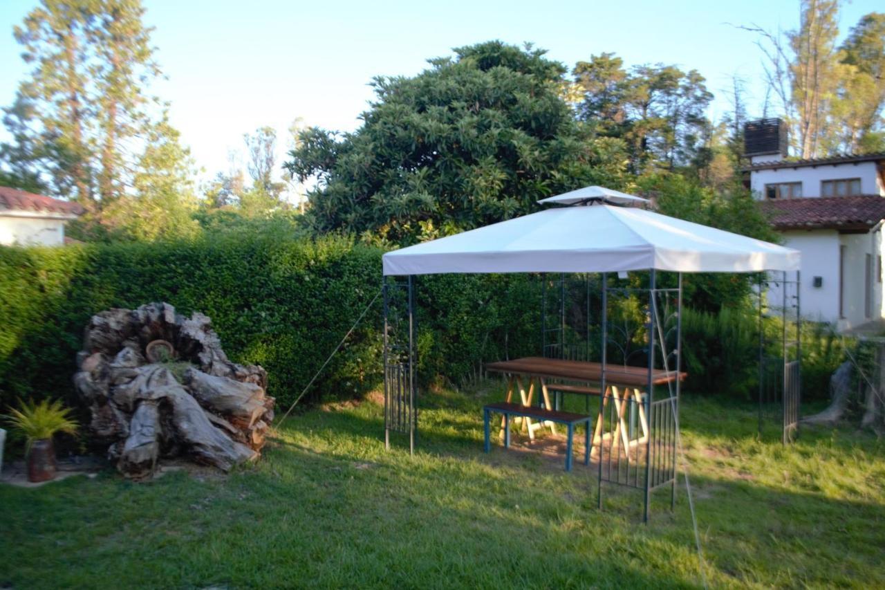 Casa De Huespedes - B&B บียายาร์ดีโน ภายนอก รูปภาพ